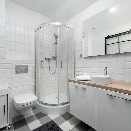 Apartamento Przytulne Z Ogrodkiem By Renters *